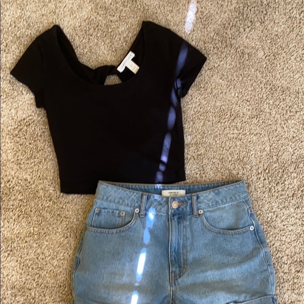 Black crop top